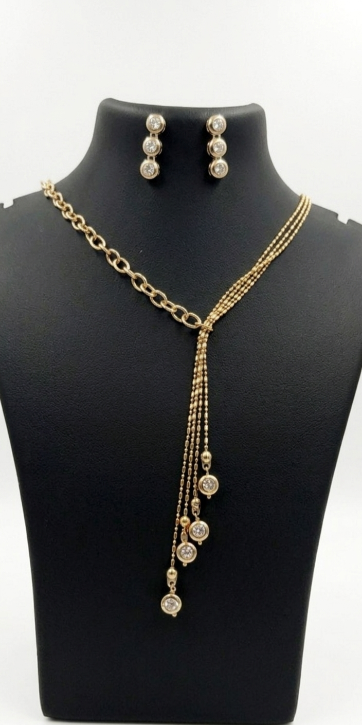 Elegant White Stone Gold-Plated Short Chain Set with Pressing Earrings