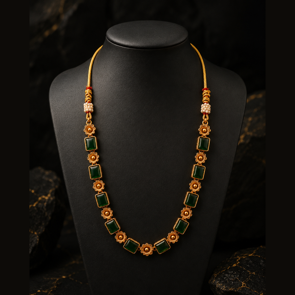 Elegant Traditional South Indian Kemp-Style Choker Necklace
